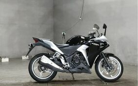 HONDA CBR250R MC41