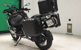 BMW R1250GS ADVENTURE 2021 0M11