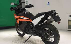 KTM 890 ADVENTURE	 2024