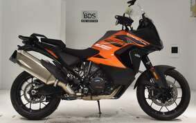 KTM 1290 SUPER ADVENTURE S 2023