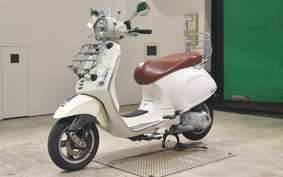 VESPA PRIMAVERA125