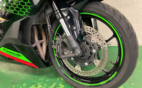 KAWASAKI NINJA ZX 25 R KRT ED ZX250E