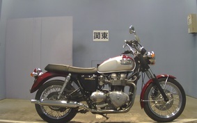 TRIUMPH BONNEVILLE 2002 J900TM