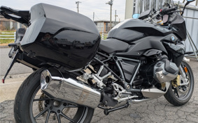 BMW R1250RS 2023 0M81