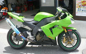 KAWASAKI ZX 10 NINJA R 2004 ZXT00C