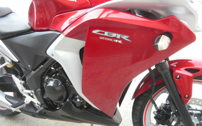 HONDA CBR250R MC41