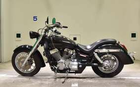 HONDA SHADOW 750 Gen. 3 2004 RC50