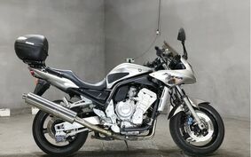 YAMAHA FZ FAZER FEATHER 2002 RN066