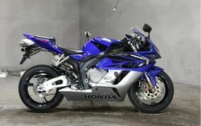 HONDA CBR1000RR 2005 SC57