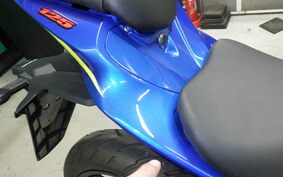 SUZUKI GSX-R125 DL33B