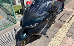 YAMAHA T-MAX 560 TECHMAX ABS 2022 SJ19J