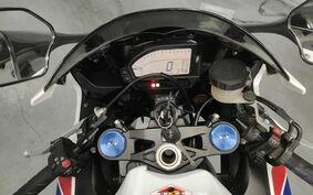 HONDA CBR1000RR 2013 SC59