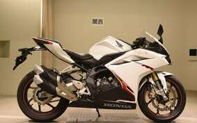 HONDA CBR250RR A MC51