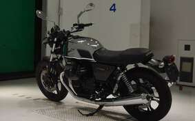 MOTO GUZZI V73カーボンシャイン 2021