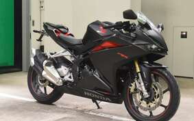 HONDA CBR250RR A MC51