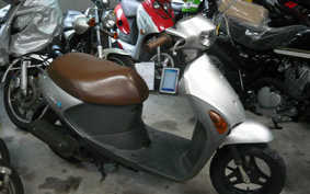 SUZUKI LET's 4 G CA41A