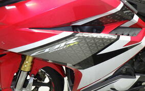 HONDA CBR250RR MC51