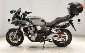 HONDA CB1300SB SUPER BOLDOR A 2007 SC54