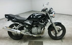 SUZUKI BANDIT 250 GJ77A