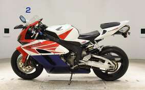 HONDA CBR1000RR 2004 SC57