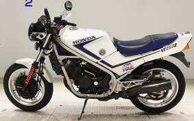 HONDA VT250Z MC08