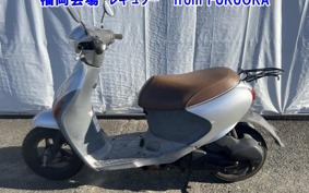 SUZUKI LETS4