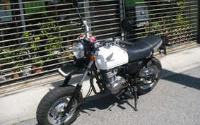 HONDA APE 100 HC07