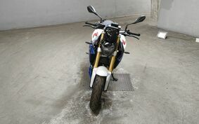 BMW F900R 2023 0K11