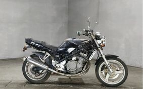 SUZUKI BANDIT 250 GJ74A