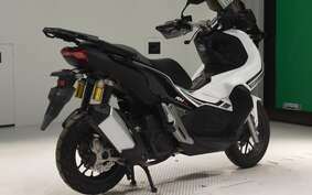 HONDA ADV150