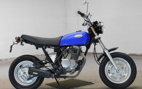 HONDA APE 100 HC07