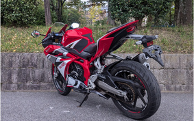 HONDA CBR250RR MC31