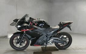 YAMAHA YZF-R25 RG10J