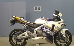 HONDA CBR600RR GEN 2 2006 PC37