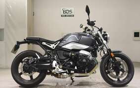 BMW R NINE T PURE 2021