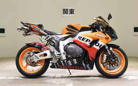 HONDA CBR1000RR 2007 SC57