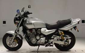 YAMAHA XJR1300 1998 RP01J