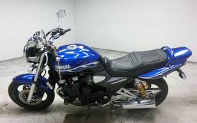 YAMAHA XJR1300 2000 RP03J