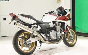 HONDA CB1300SB SUPER BOLDOR A 2005 SC54