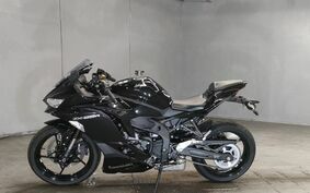 KAWASAKI ZX-25R ZX250E