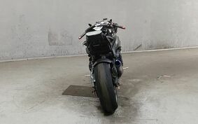 YAMAHA YZF-R1 2004 RN10