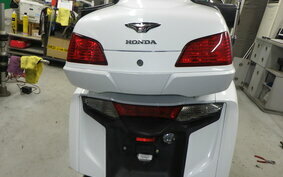 HONDA GL 1800 GOLD WING 2015 SC68