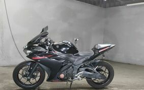 YAMAHA YZF-R25 RG10J