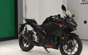 YAMAHA YZF-R25 RG10J