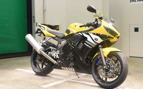 YAMAHA YZF-R6 2002 RJ05