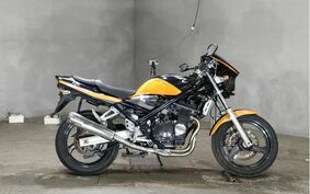 SUZUKI BANDIT 250 VZ GJ77A