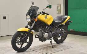 HONDA VTR 250 MC33