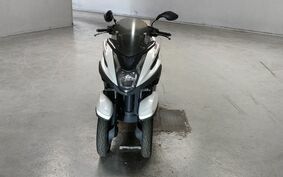 YAMAHA TRICITY 125 SE82J