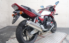 HONDA CB400 SUPER BOLDOR 2018 NC42