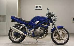 SUZUKI BANDIT 250 GJ74A